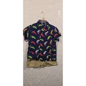Basic Editions boy's button-up shirt with a gecko print/tan shorts Set Size 4/5